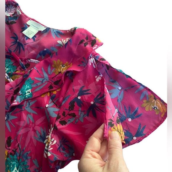 Urban Romantics bell sleeve polyester pink floral top size M - Picture 8 of 9